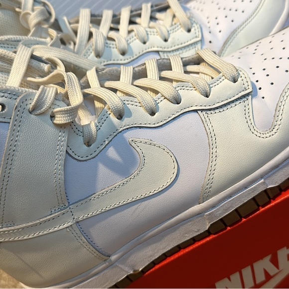 Nike dunks - Picture 2 of 5